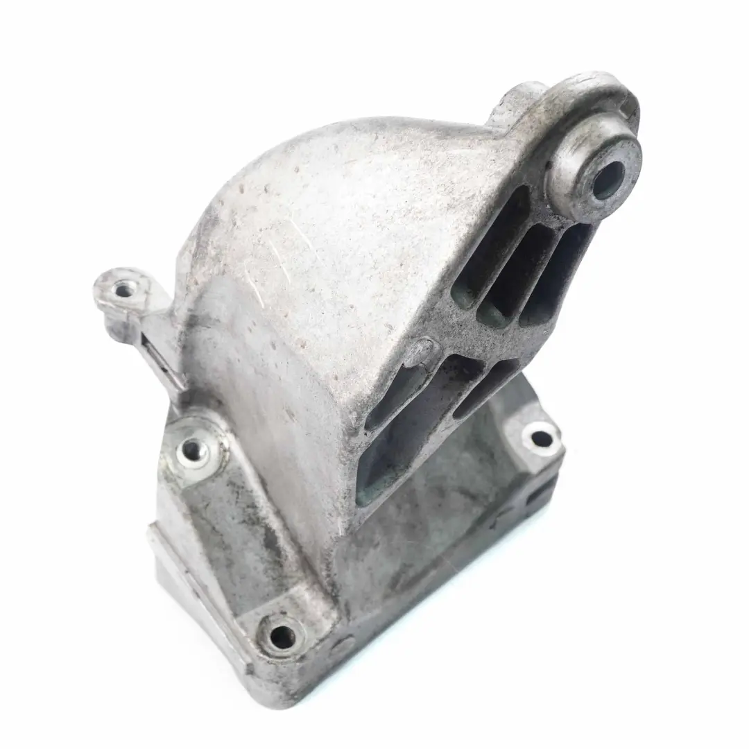 OM651 Palier de Support Gauche pour Mercedes W204 W212 à propos du numéro de pièce A6512230004 Mercedes W204 W212 OM651 Palier de Support Gauche - SKU A6512230004 - Numéro de pièce A6512230004