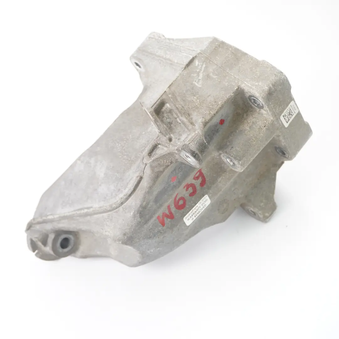 OM651 Soporte Motor Diesel Izquierdo para Mercedes Vito Viano W639 con número de pieza A6512231504 Mercedes Vito Viano W639 OM651 Soporte Motor Diesel Izquierdo - SKU A6512231504 - Número de pieza A6512231504