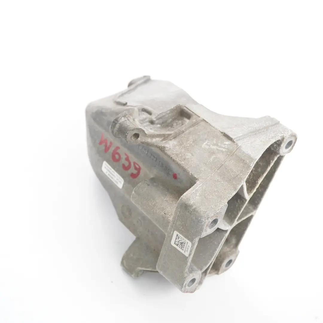 OM651 Diesel Engine Mount Bracket Left N/S to Mercedes Vito Viano W639 with Part number A6512231504 Mercedes Vito Viano W639 OM651 Diesel Engine Mount Bracket Left N/S - SKU A6512231504 - Part number A6512231504