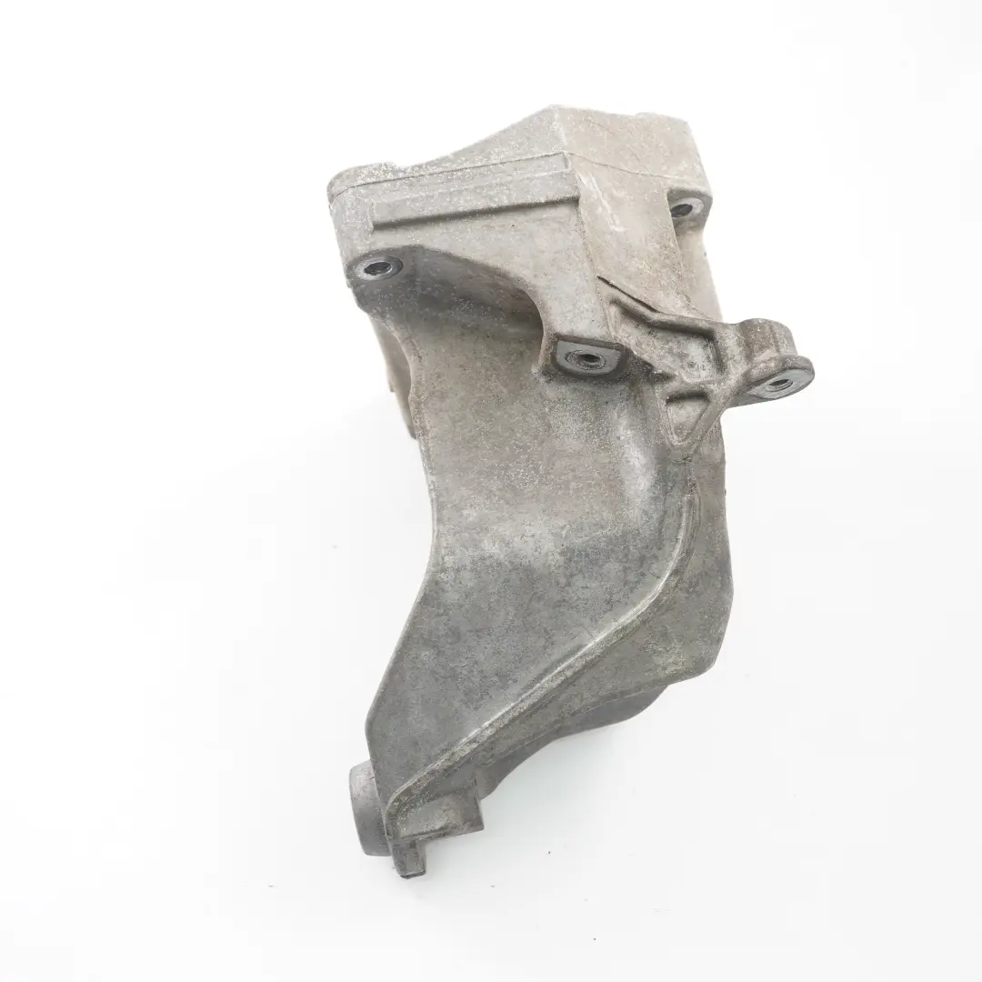 OM651 Diesel Motor halterung links für Mercedes Vito Viano W639 mit Teilenummer A6512231504 Mercedes Vito Viano W639 OM651 Diesel Motor halterung links - SKU A6512231504 - Teilenummer A6512231504