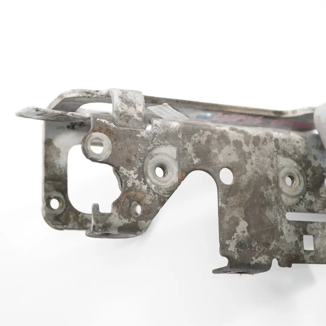 Support Moteur Mercedes W204 W212 W906 OM651 Support pour à propos du numéro de pièce A6512231541 Support Moteur Mercedes W204 W212 W906 OM651 Support - SKU A6512231541 - Numéro de pièce A6512231541