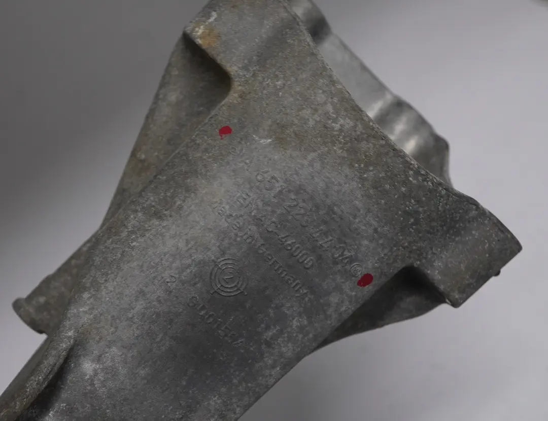 OM651 Diesel Engine Mount Bracket Right O/S to Mercedes Vito Viano W639 with Part number A6512234404 Mercedes Vito Viano W639 OM651 Diesel Engine Mount Bracket Right O/S - SKU A6512234404 - Part number A6512234404