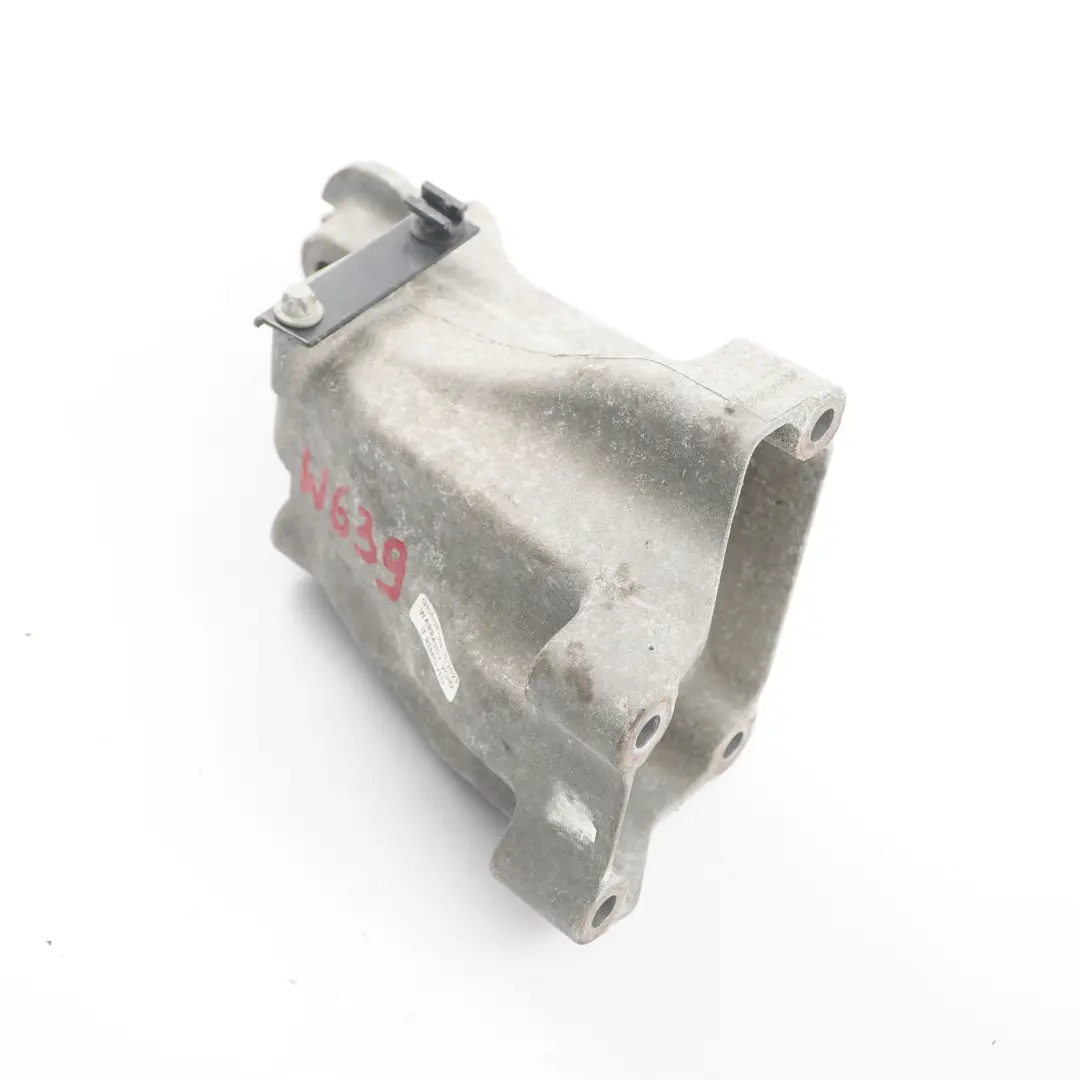 OM651 Diesel Engine Mount Bracket Right O/S to Mercedes Vito Viano W639 with Part number A6512234404 Mercedes Vito Viano W639 OM651 Diesel Engine Mount Bracket Right O/S - SKU A6512234404 - Part number A6512234404