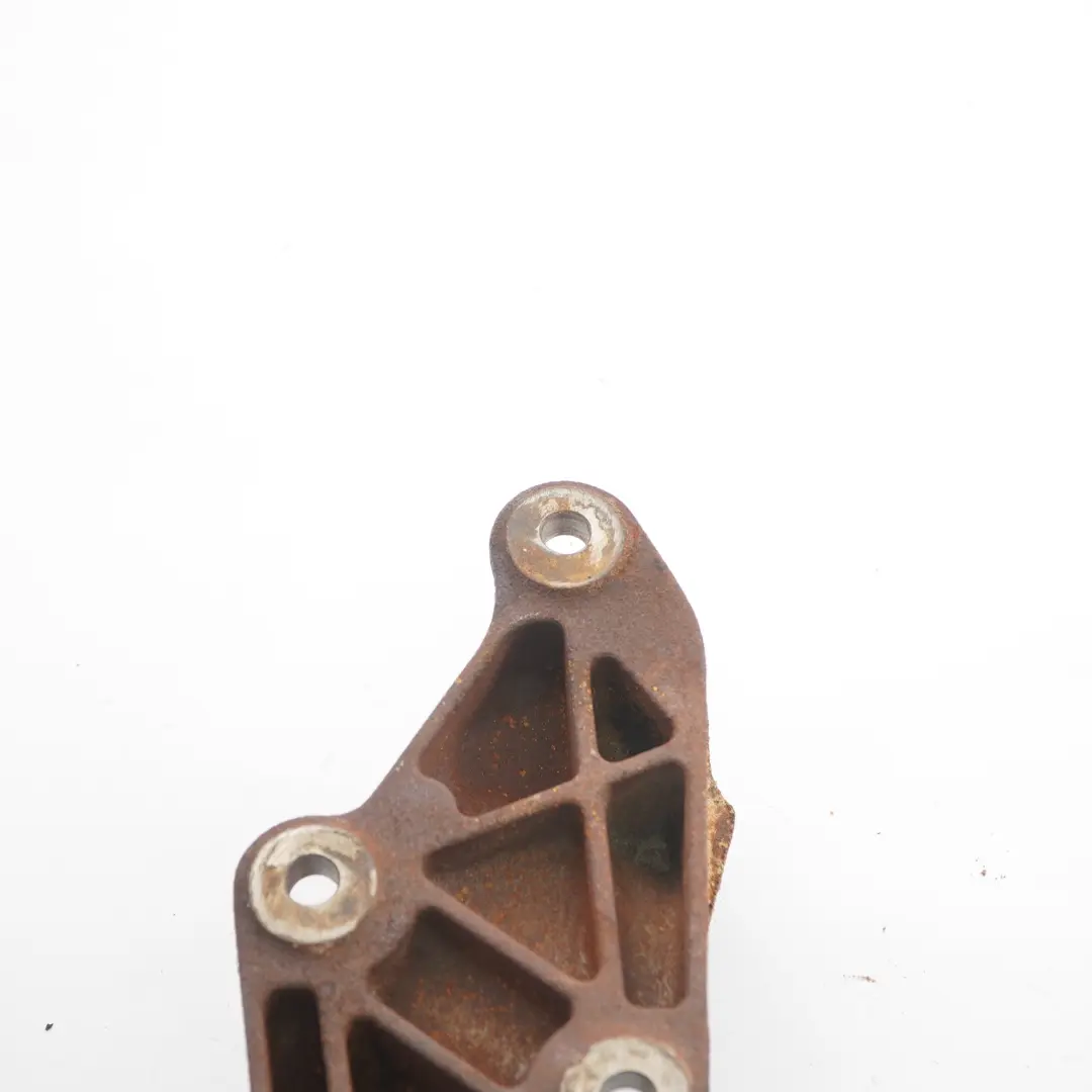 Mercedes Sprinter W910 OM651 Soporte de montaje del motor diesel - SKU A6512240700 - Número de pieza A6512240700
