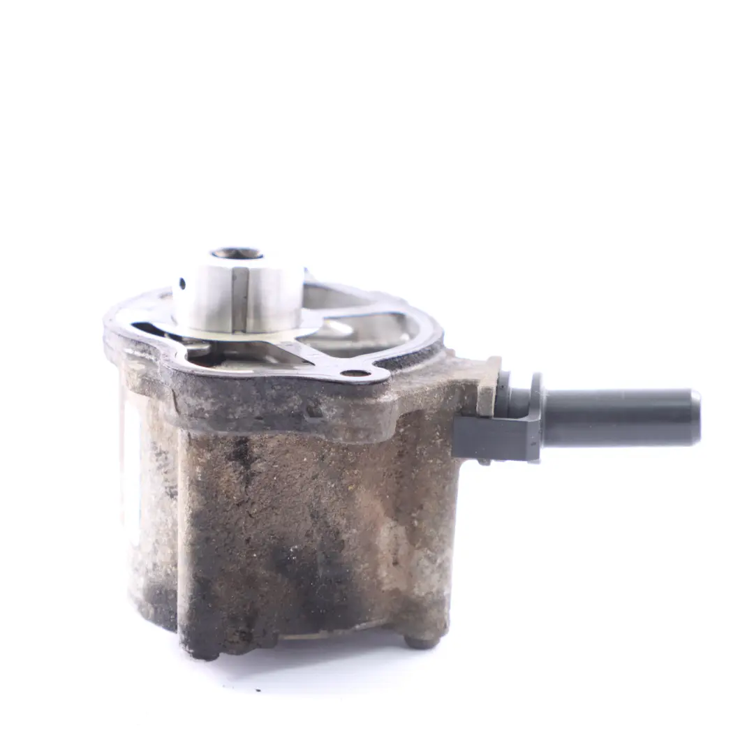 OM651 Diesel Vacuum Pump to Mercedes W639 W906 with Part number A6512300565 Mercedes W639 W906 OM651 Diesel Vacuum Pump - SKU A6512300565-2 - Part number A6512300565