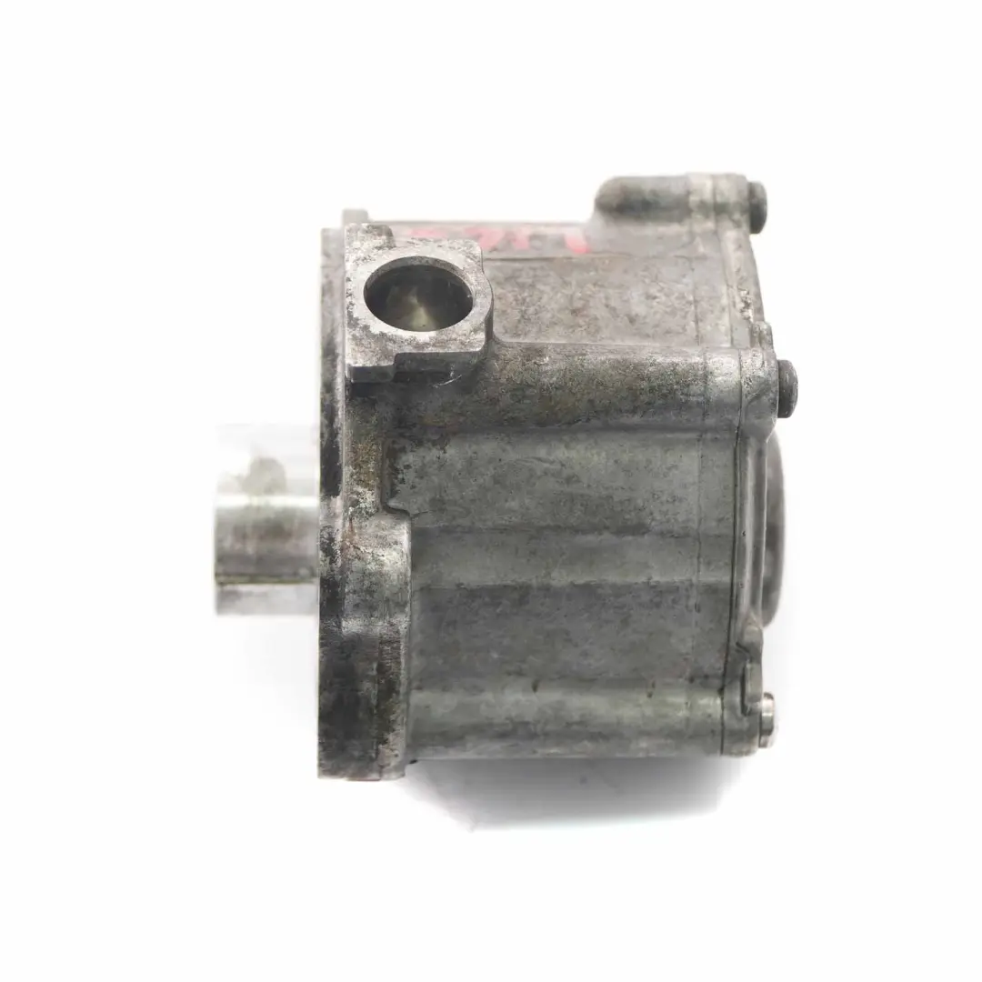 OM651 Pompa Vacum do Mercedes W639 W906 o numerze A6512300565 Mercedes W639 W906 OM651 Pompa Vacum - SKU A6512300565 - Numer Części A6512300565