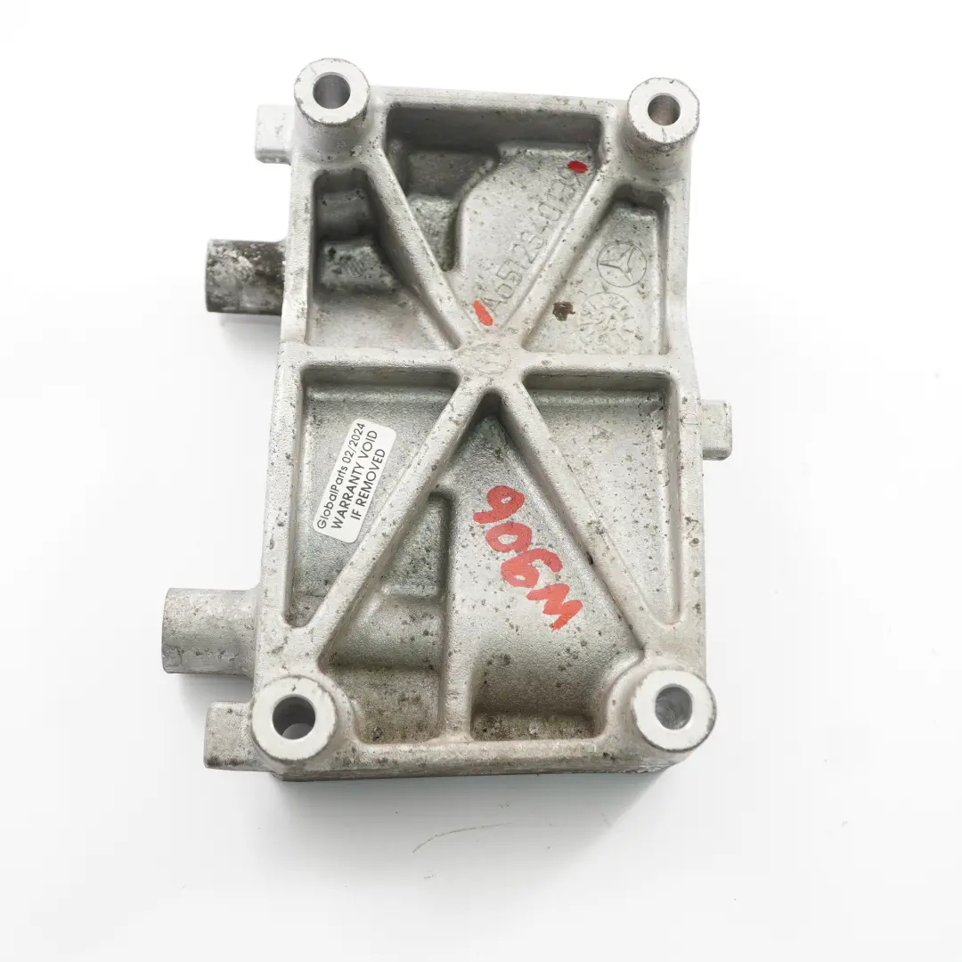 Carrier Klimakompressor A/C Halterung für Mercedes W906 mit Teilenummer A6512340139 Mercedes W906 Carrier Klimakompressor A/C Halterung - SKU A6512340139 - Teilenummer A6512340139