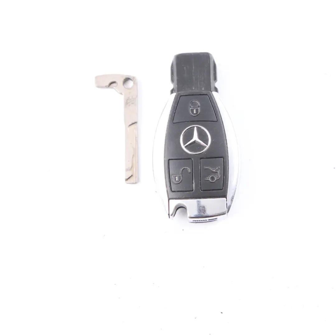 E220CDI Blue Efficiency OM651.924 170HP Engine ECU Key to Mercedes W212 with Part number A6519000503 Mercedes W212 E220CDI Blue Efficiency OM651.924 170HP Engine ECU Key - SKU A6519000503-1 - Part number A6519000503