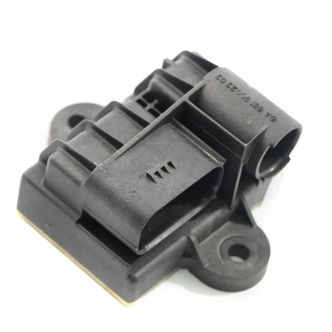 OM651 Diesel Modulo relè candelette Unità controllo per Mercedes W906 con numero di parte A6519002303 Mercedes W906 OM651 Diesel Modulo relè candelette Unità controllo - SKU A6519002303 - Numero di parte A6519002303