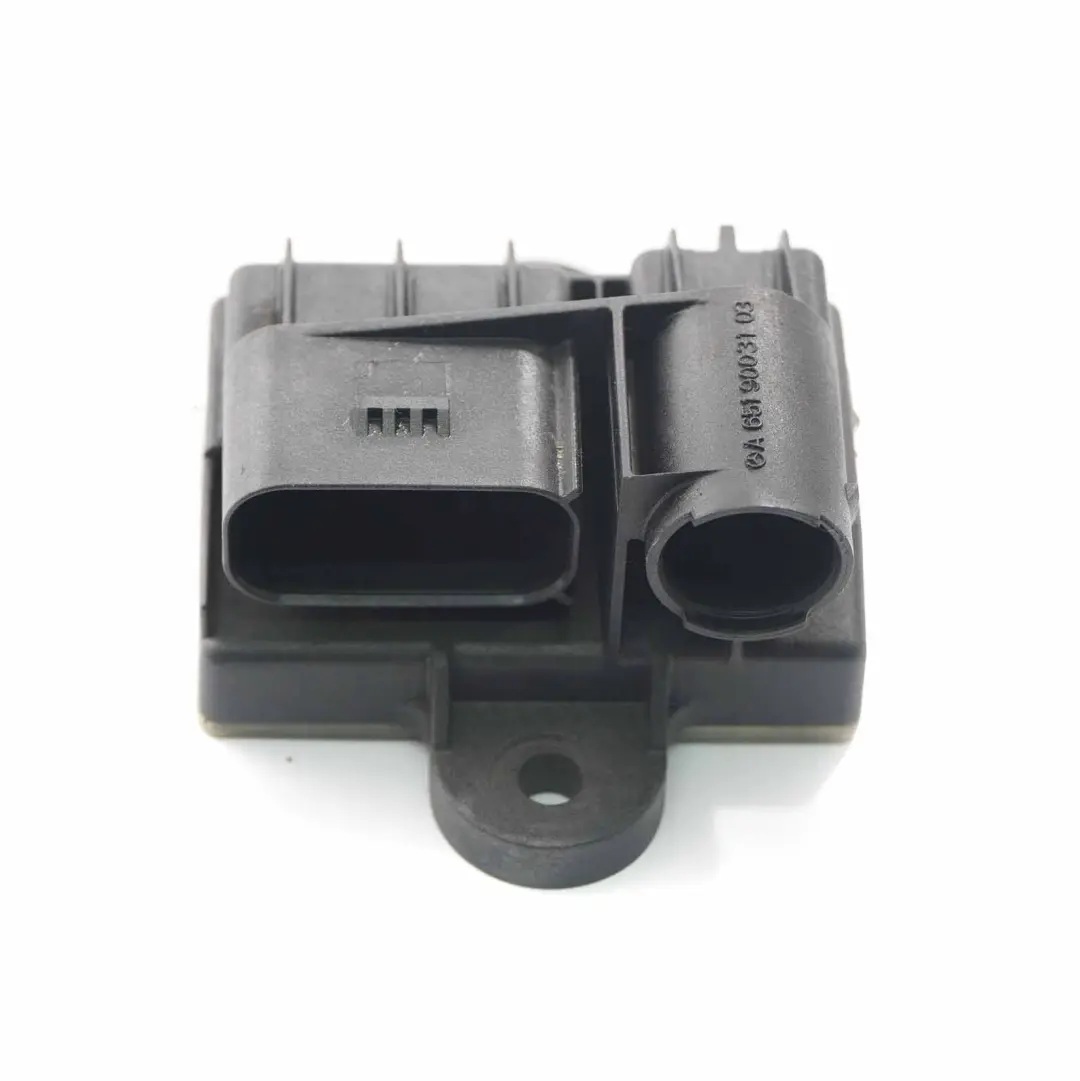 OM651 Diesel Modulo relè candelette Unità controllo per Mercedes W906 con numero di parte A6519003103 Mercedes W906 OM651 Diesel Modulo relè candelette Unità controllo - SKU A6519003103 - Numero di parte A6519003103