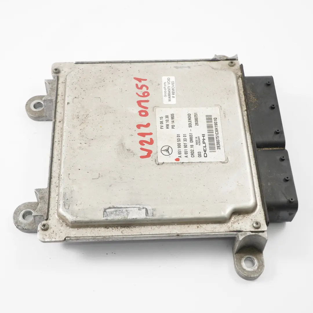 E220CDI OM651 Diesel Motorsteuergerät Steuergerät für Mercedes W212 mit Teilenummer A6519005301 Mercedes W212 E220CDI OM651 Diesel Motorsteuergerät Steuergerät - SKU A6519005301 - Teilenummer A6519005301