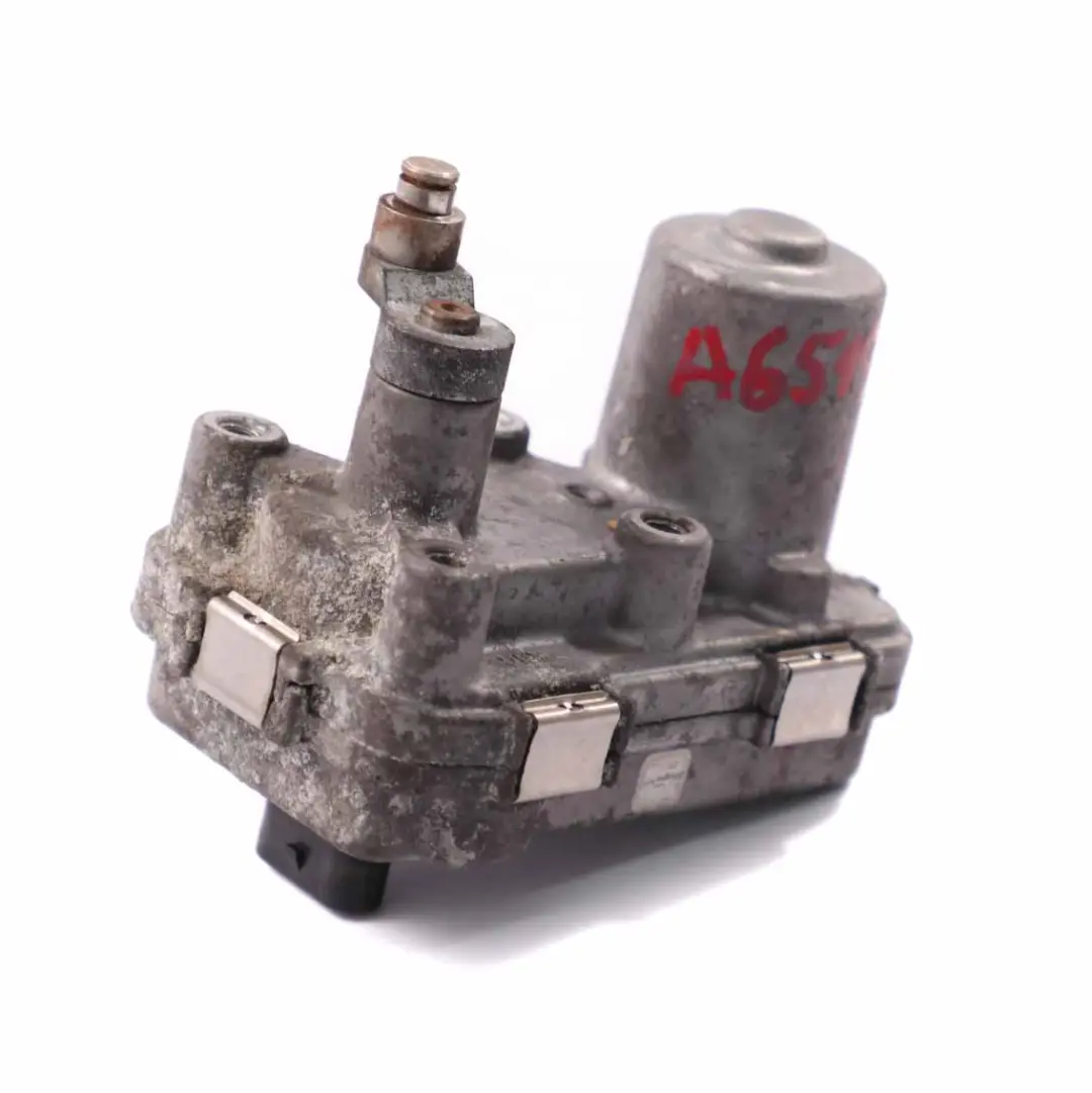 OM651 Turbo Aktuator Diesel Steuermodul Einheit für Mercedes W906 mit Teilenummer A6519060200 Mercedes W906 OM651 Turbo Aktuator Diesel Steuermodul Einheit - SKU A6519060200 - Teilenummer A6519060200