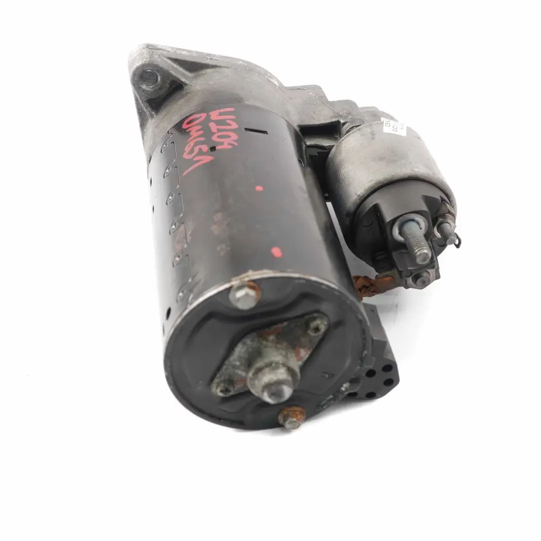 Anlasser Diesel Motor OM651 für Mercedes W204 W212 mit Teilenummer A6519062300 Mercedes W204 W212 Anlasser Diesel Motor OM651 - SKU A6519062300 - Teilenummer A6519062300