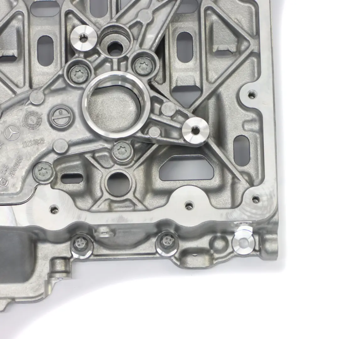 OM654.920 Diesel Couvercle de carter inférieur pour Mercedes Vito W447 à propos du numéro de pièce A6540100111 Mercedes Vito W447 OM654.920 Diesel Couvercle de carter inférieur - SKU A6540100111 - Numéro de pièce A6540100111