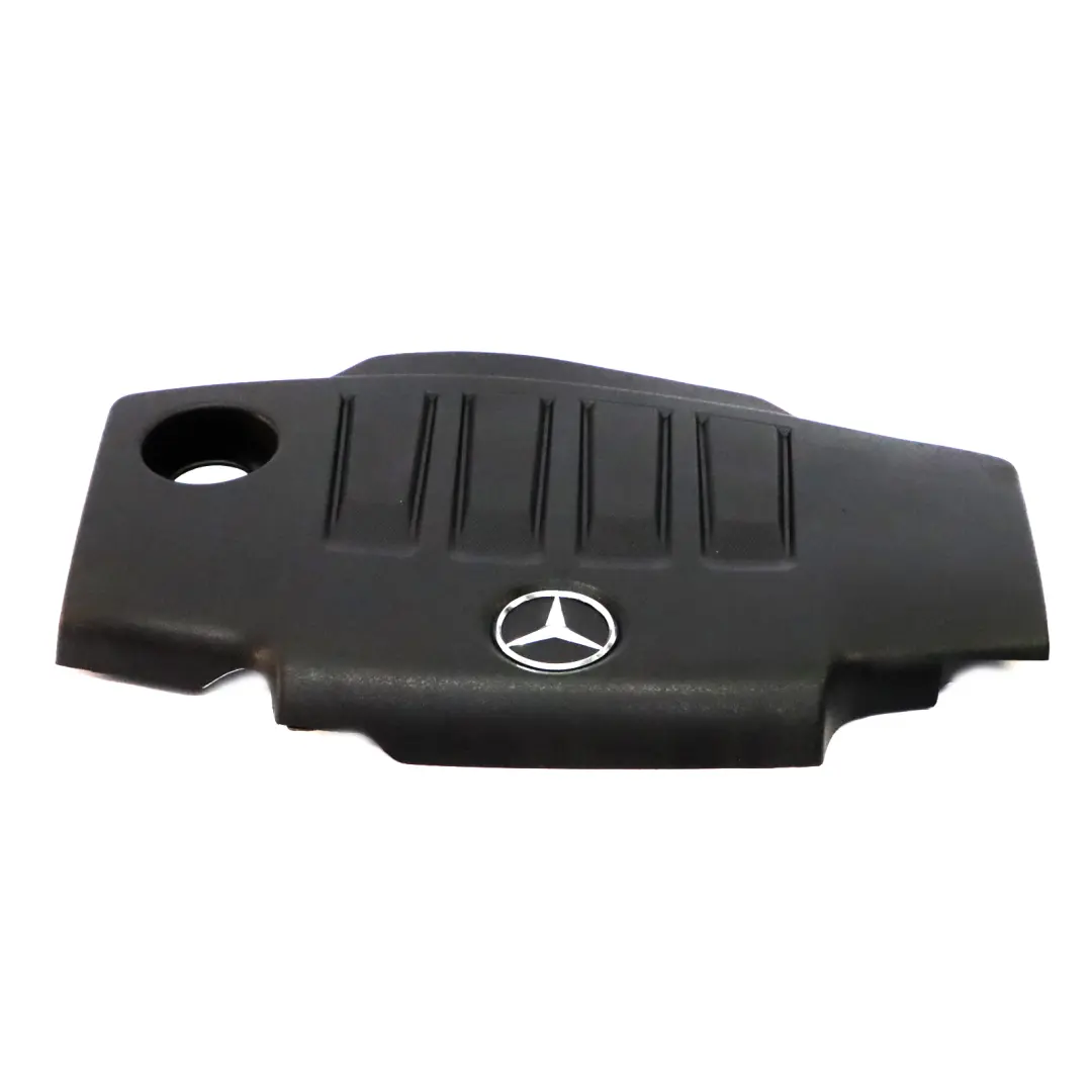 Coperchio motore Mercedes C118 W177 W247 OM654 Pannello acustico per con numero di parte A6540107610 Coperchio motore Mercedes C118 W177 W247 OM654 Pannello acustico - SKU A6540107610 - Numero di parte A6540107610
