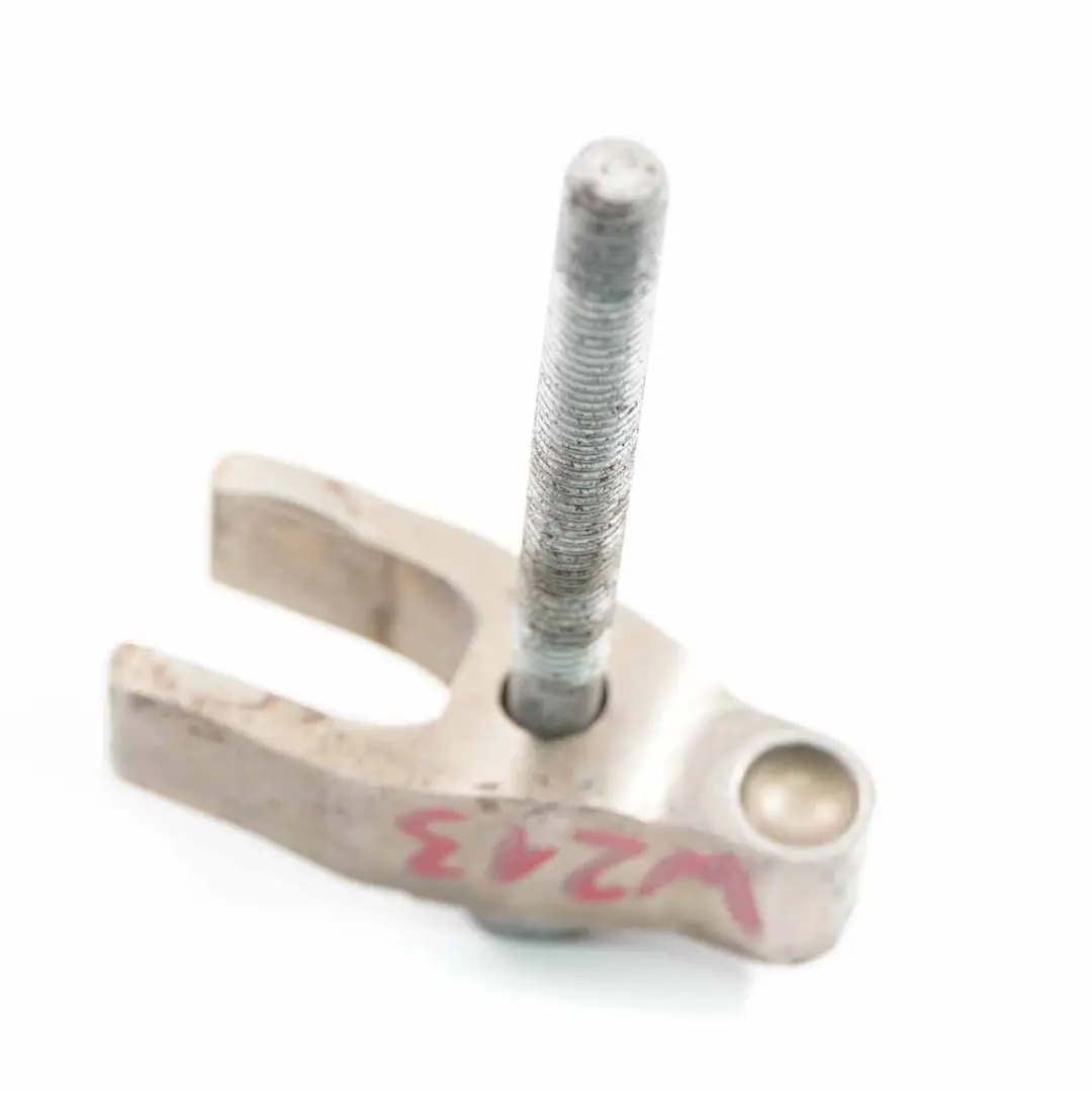 OM654 Łapka Wtrysku Stopka do Mercedes W213 Diesel o numerze A6540163400 Mercedes W213 Diesel OM654 Łapka Wtrysku Stopka - SKU A6540163400 - Numer Części A6540163400