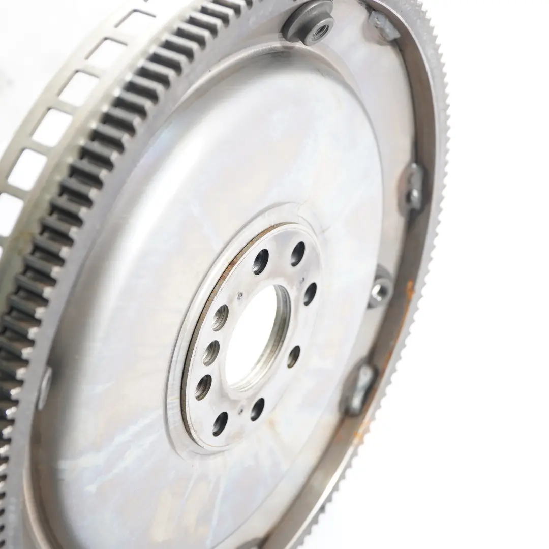 Schwungrad Mercedes W213 OM654 Automatik-Getriebe Starterring für mit Teilenummer A6540300112 Schwungrad Mercedes W213 OM654 Automatik-Getriebe Starterring - SKU A6540300112 - Teilenummer A6540300112