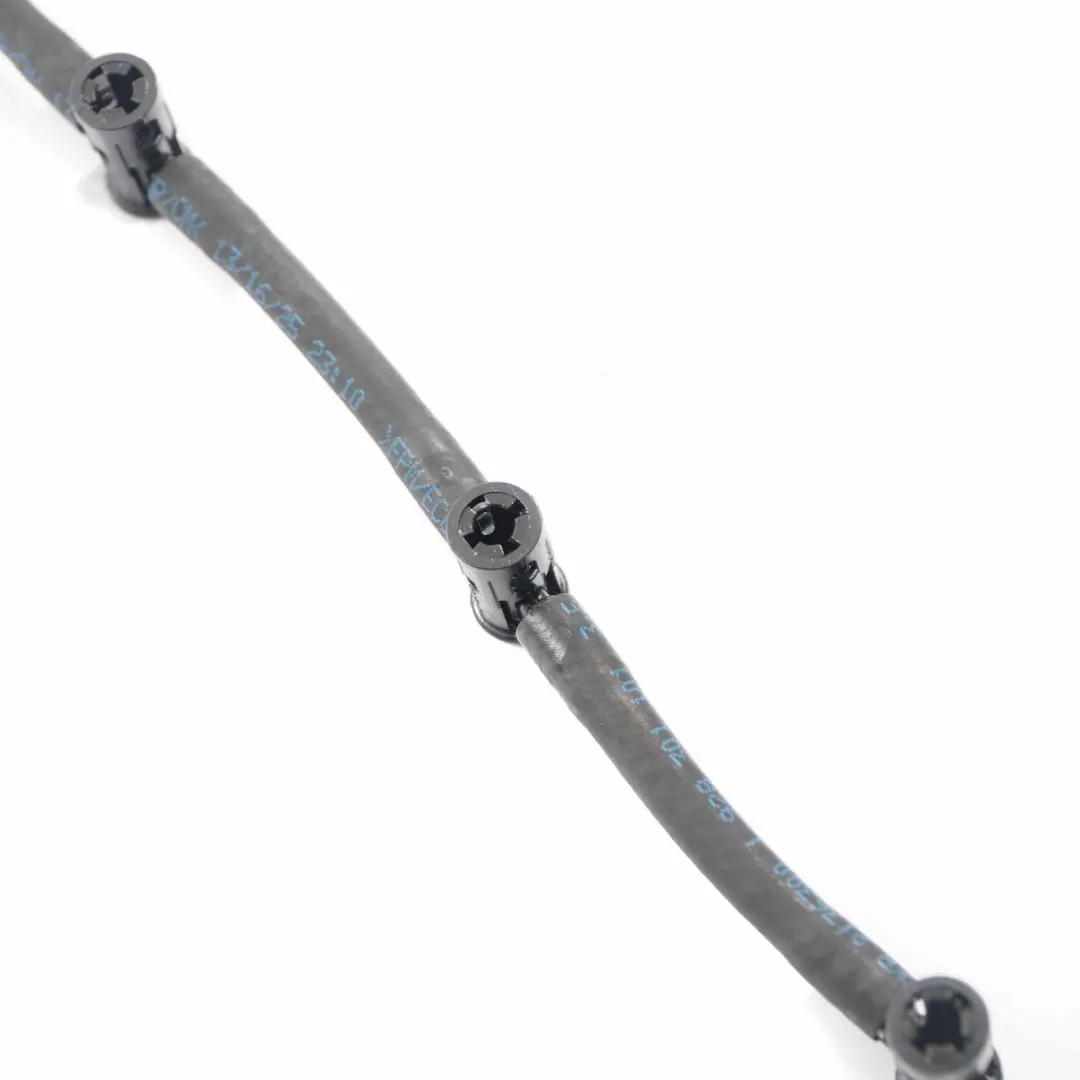 OM654 Tubo ritorno sistema iniezione carburante per Mercedes W213 con numero di parte A6540700032 Mercedes W213 OM654 Tubo ritorno sistema iniezione carburante - SKU A6540700032 - Numero di parte A6540700032