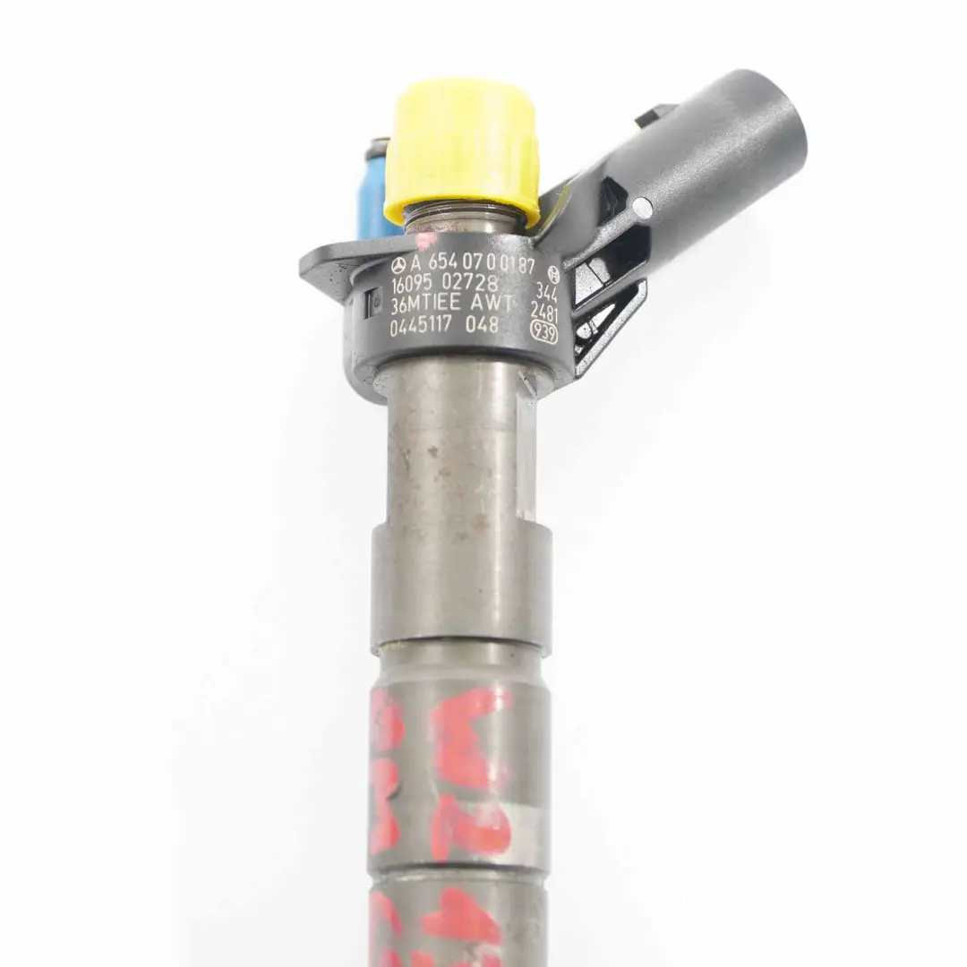 Mercedes W213 S213 OM654 E220 E300 CDI Iniettore Carburante Diesel - SKU A6540700187 - Numero di parte A6540700187