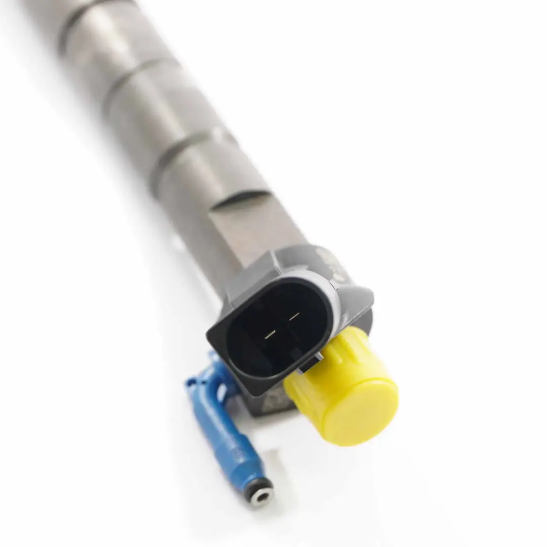 OM654 E220 E300 CDI Diesel Fuel Injector to Mercedes W213 S213 with Part number A6540700187 Mercedes W213 S213 OM654 E220 E300 CDI Diesel Fuel Injector - SKU A6540700187 - Part number A6540700187