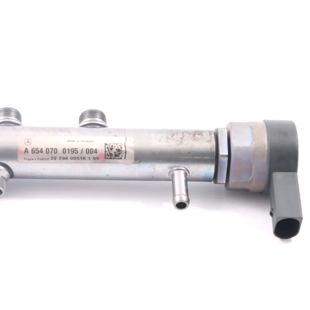 Mercedes W205 W213 OM654.920 Ligne rail pression injecteur carburant - SKU A6540700195 - Numéro de pièce A6540700195