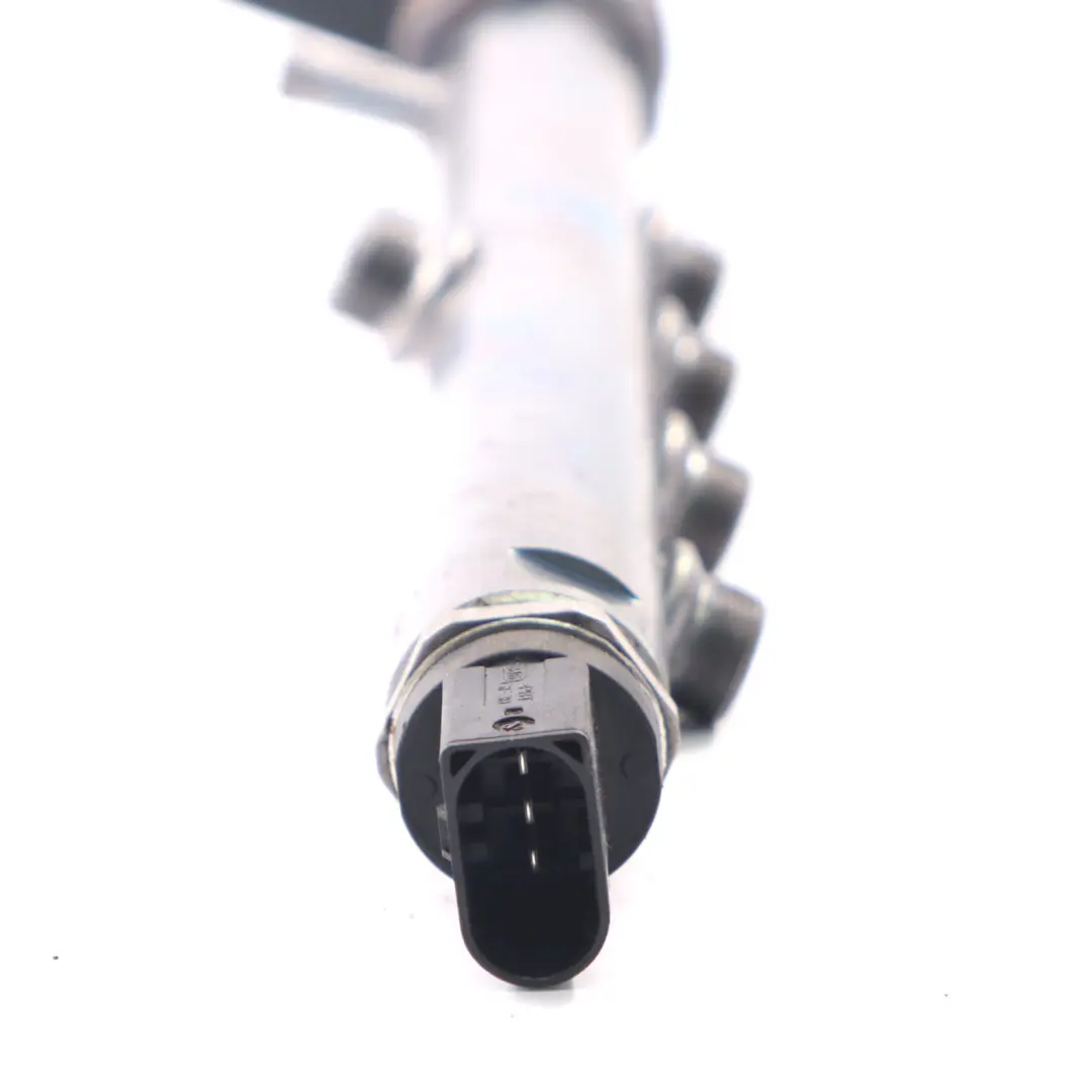 Mercedes W205 W213 OM654.920 Ligne rail pression injecteur carburant - SKU A6540700195 - Numéro de pièce A6540700195
