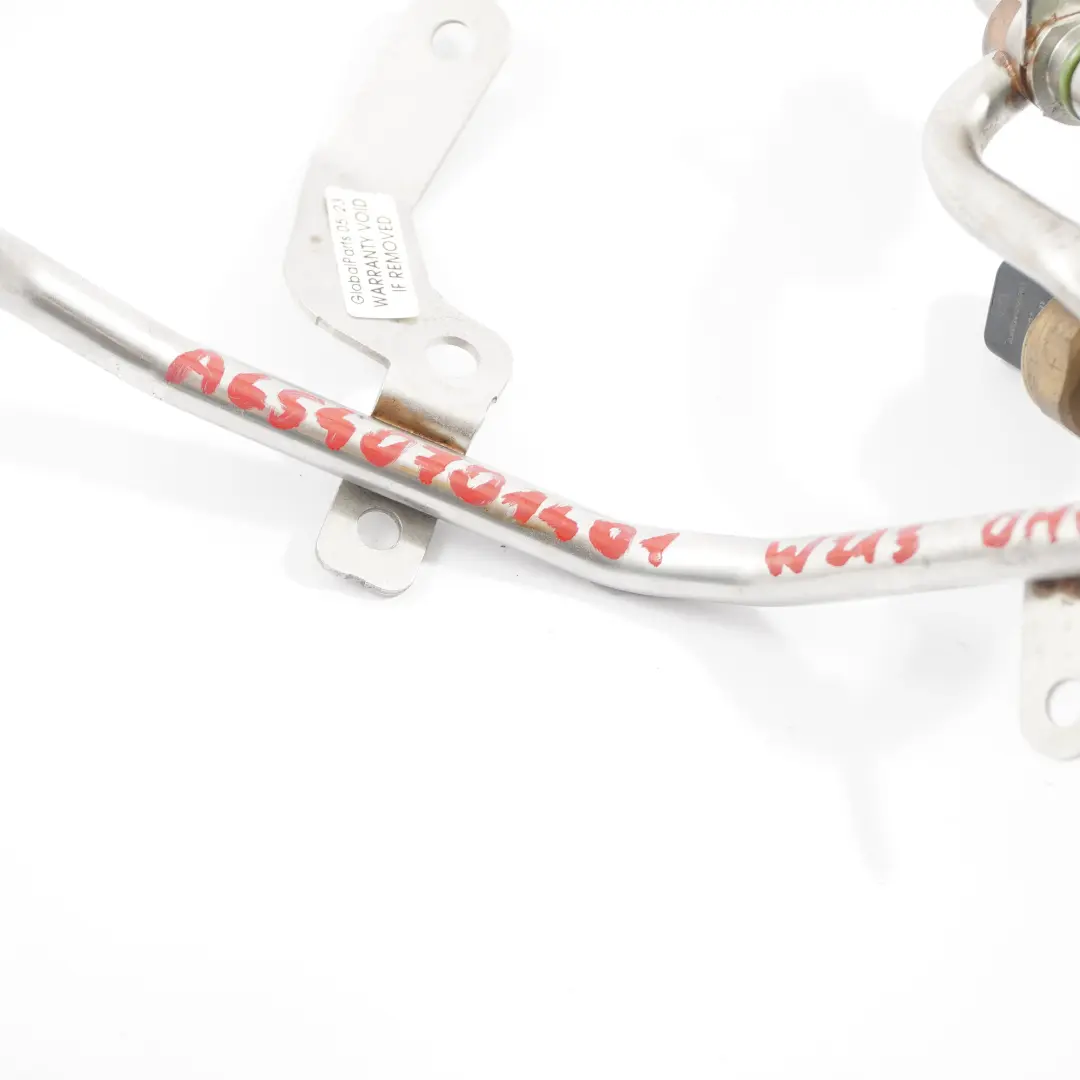 OM654 Kraftstoff leitung Hochdruck pumpe Schlauch für Mercedes W213 mit Teilenummer A6540701401 Mercedes W213 OM654 Kraftstoff leitung Hochdruck pumpe Schlauch - SKU A6540701401 - Teilenummer A6540701401