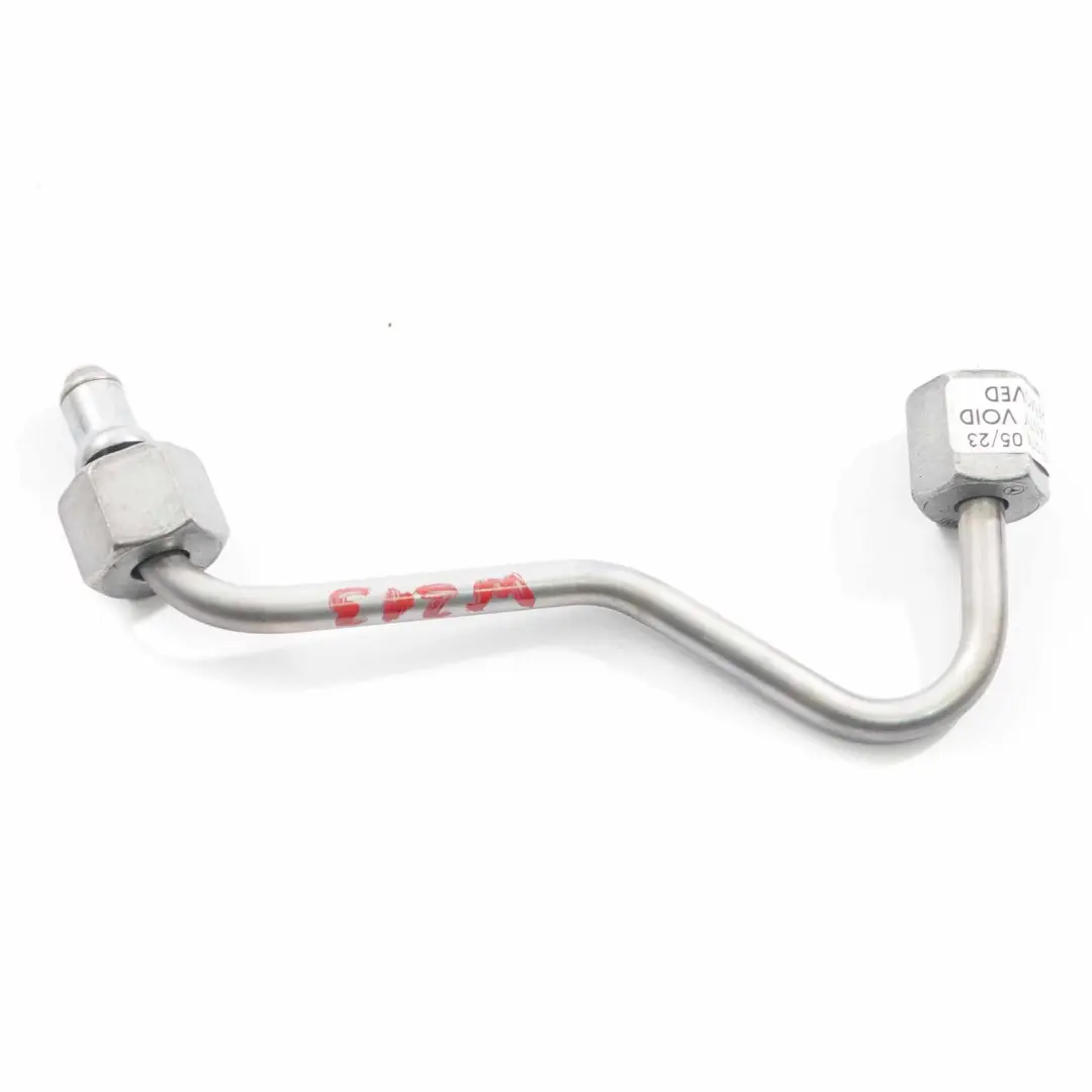 OM654 Tuyau pression carburant Ligne d'injection Rail pour Mercedes W213 à propos du numéro de pièce A6540709000 Mercedes W213 OM654 Tuyau pression carburant Ligne d'injection Rail - SKU A6540709000 - Numéro de pièce A6540709000