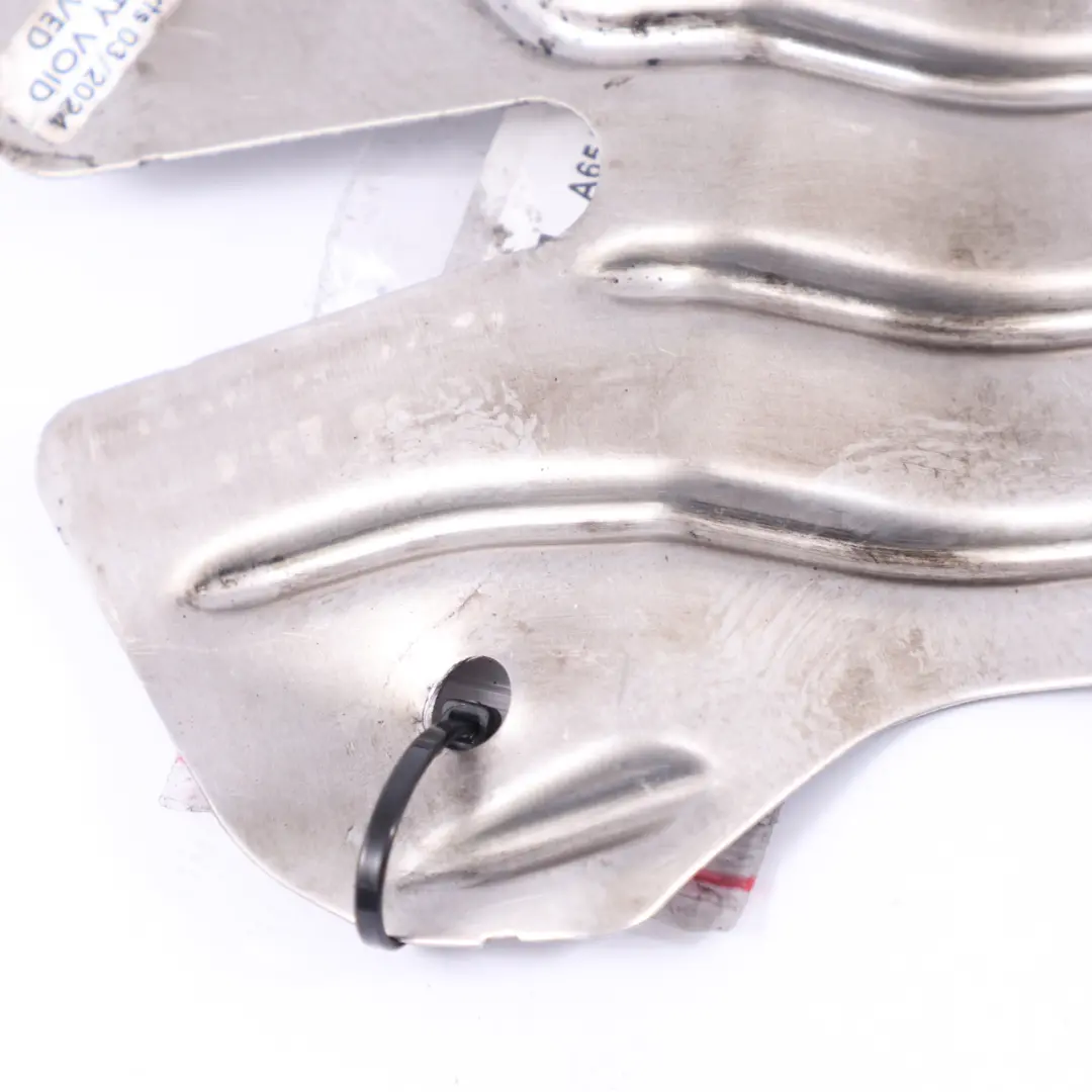 Mercedes-Benz W204 Motor Kraftstoffleitungen Abschirmung für mit Teilenummer A6540788500 Mercedes-Benz W204 Motor Kraftstoffleitungen Abschirmung - SKU A6540788500 - Teilenummer A6540788500