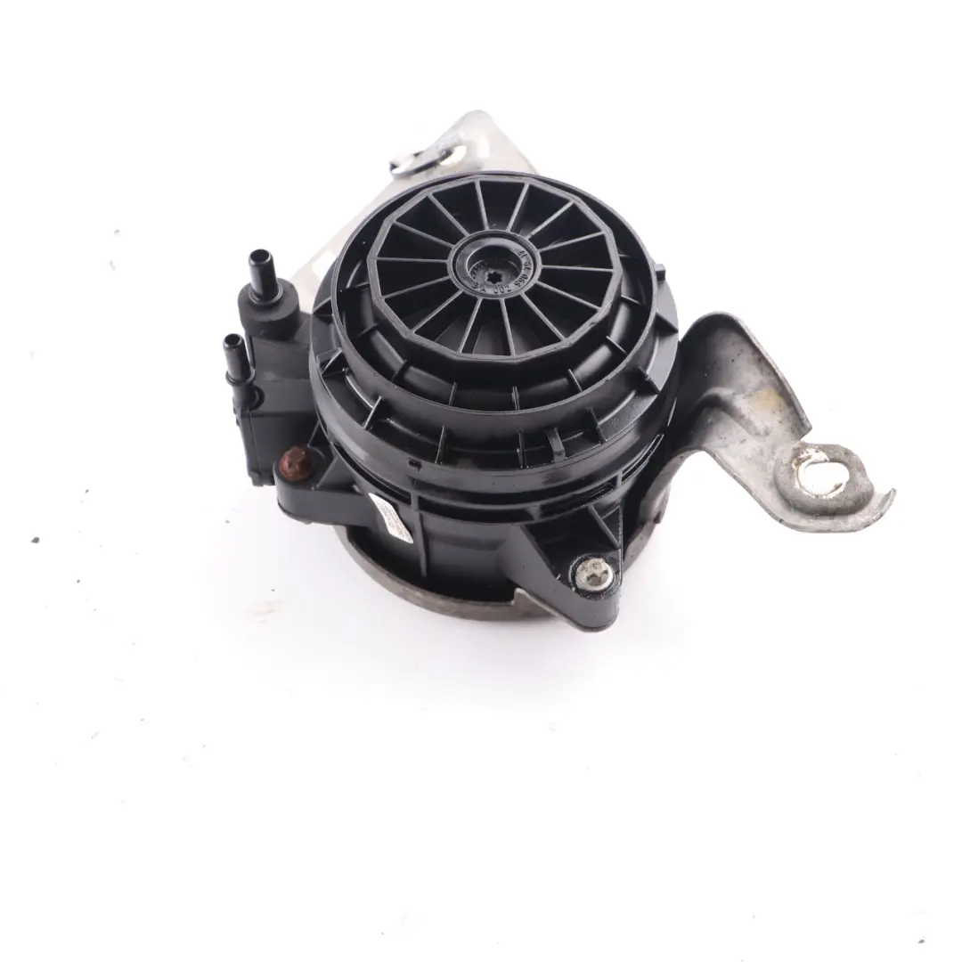 Filter Mercedes W177 W247 W118 Diesel Engine OM608 Fuel Filter to with Part number A6540902300 Filter Mercedes W177 W247 W118 Diesel Engine OM608 Fuel Filter - SKU A6540902300 - Part number A6540902300