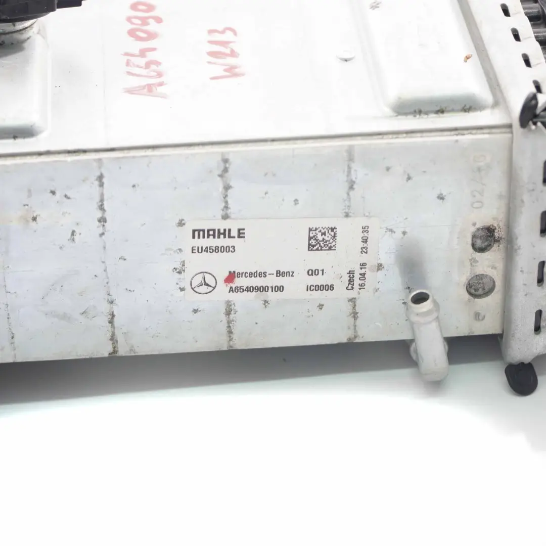 OM654 Diesel Ladeluft kühler Kühler A6540900100 für Mercedes W213 mit Teilenummer A6540904101 Mercedes W213 OM654 Diesel Ladeluft kühler Kühler A6540900100 - SKU A6540904101 - Teilenummer A6540904101
