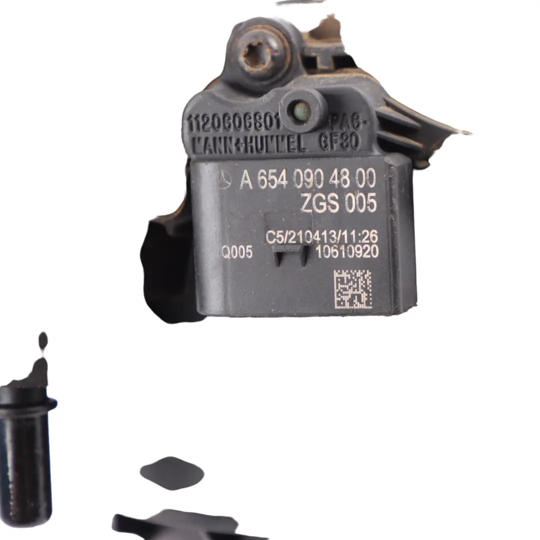 Filler Head Housing Primer to Mercedes W910 Fuel with Part number A6540904800 Mercedes W910 Fuel Filler Head Housing Primer - SKU A6540904800 - Part number A6540904800