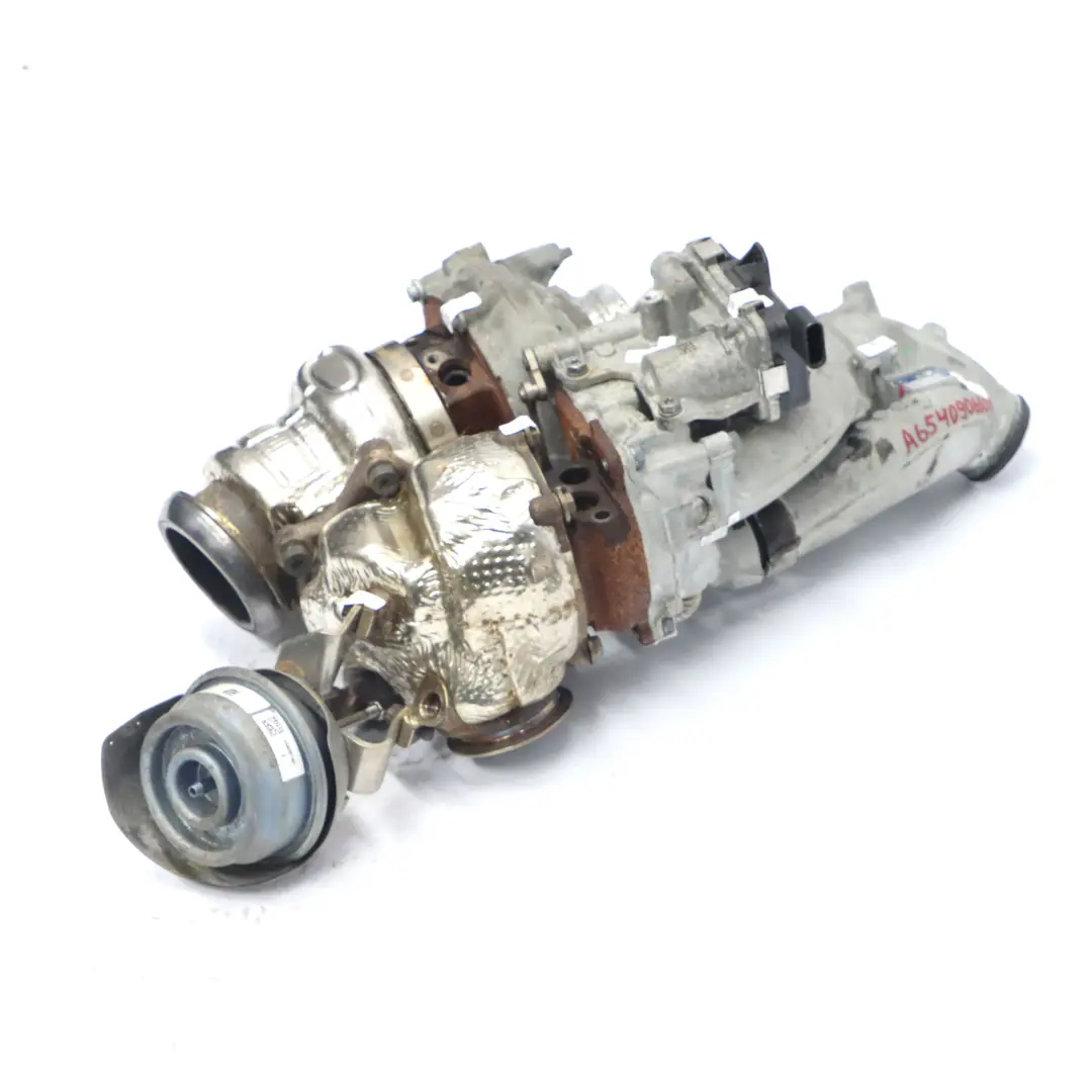 OM654.920 Turbocompresseur à deux étages A6540901401 pour Mercedes W205 W213 W447 à propos du numéro de pièce A6540906301 Mercedes W205 W213 W447 OM654.920 Turbocompresseur à deux étages A6540901401 - SKU A6540906301 - Numéro de pièce A6540906301