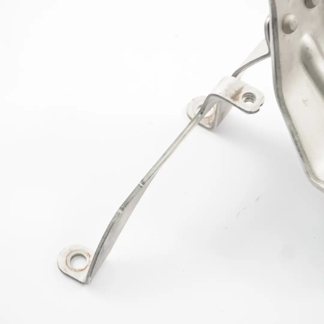 OM654 Turbocharger Turbo Bracket Holder Mount Support to Mercedes W213 with Part number A6540960045 Mercedes W213 OM654 Turbocharger Turbo Bracket Holder Mount Support - SKU A6540960045 - Part number A6540960045