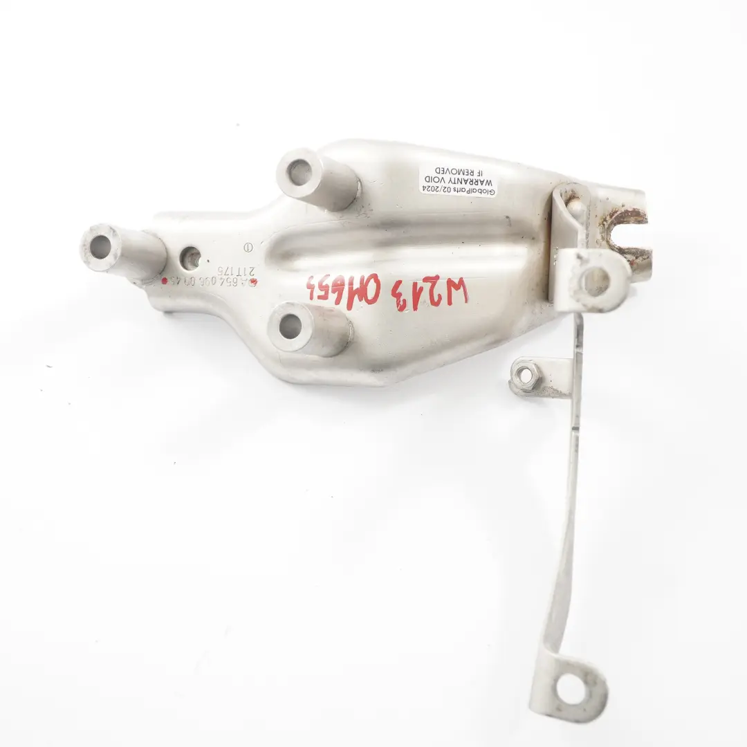OM654 Support de fixation de turbocompresseur pour Mercedes W213 à propos du numéro de pièce A6540960045 Mercedes W213 OM654 Support de fixation de turbocompresseur - SKU A6540960045 - Numéro de pièce A6540960045
