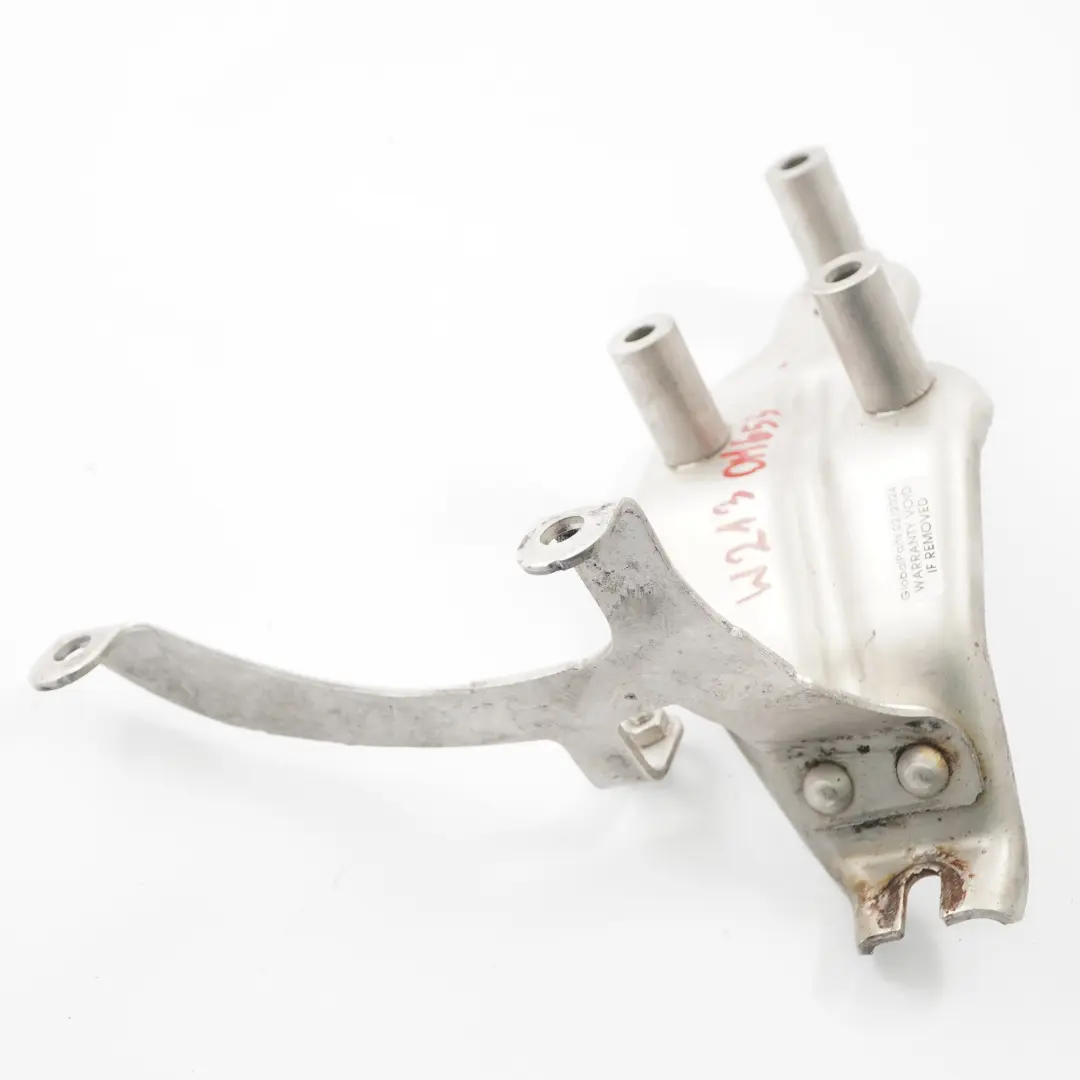 OM654 Turbolader Turbo Halter Halterung für Mercedes W213 mit Teilenummer A6540960045 Mercedes W213 OM654 Turbolader Turbo Halter Halterung - SKU A6540960045 - Teilenummer A6540960045