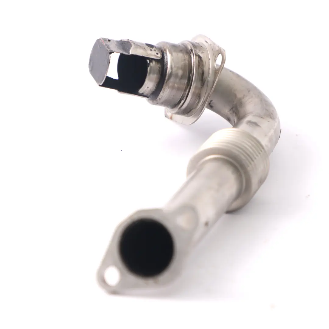 Valve Pipe Mercedes W213 W447 OM654 Line Hose Diesel Engine to EGR with Part number A6541400702 EGR Valve Pipe Mercedes W213 W447 OM654 Line Hose Diesel Engine - SKU A6541400702 - Part number A6541400702