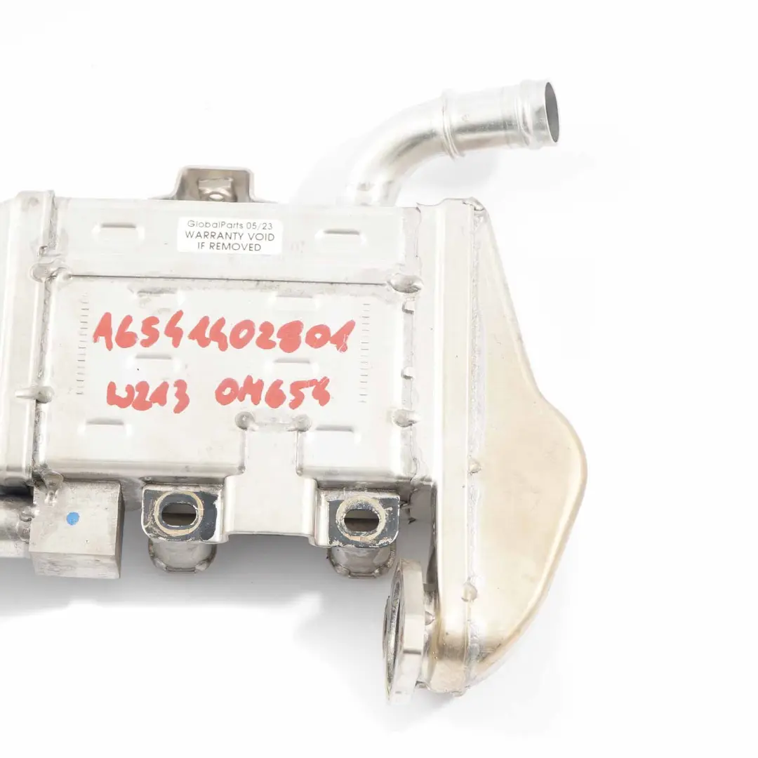 Mercedes W213 OM654 Válvula EGR Recirculación Gases Escape Enfriador - SKU A6541402801 - Número de pieza A6541402801