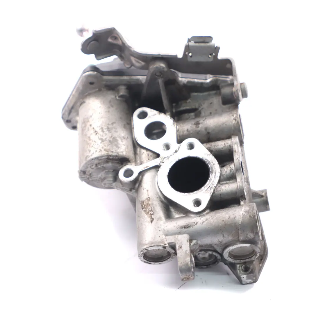 OM654.920 Valvola EGR Raffreddamento Scarico per Mercedes W205 W447 con numero di parte A6541404301 Mercedes W205 W447 OM654.920 Valvola EGR Raffreddamento Scarico - SKU A6541404301 - Numero di parte A6541404301