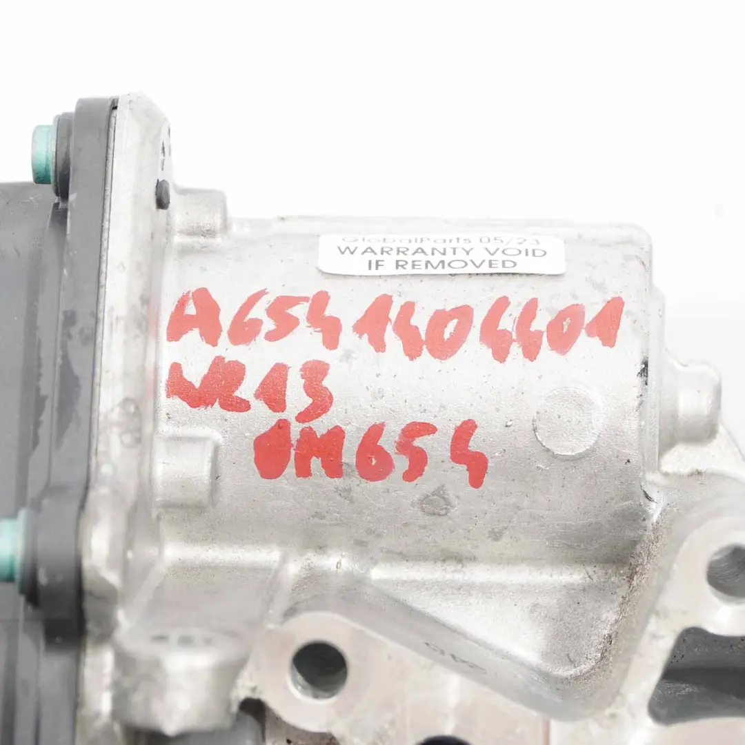 OM654 Válvula EGR Recirculación gases Enfriador para Mercedes W213 Diesel con número de pieza A6541404401 Mercedes W213 Diesel OM654 Válvula EGR Recirculación gases Enfriador - SKU A6541404401 - Número de pieza A6541404401