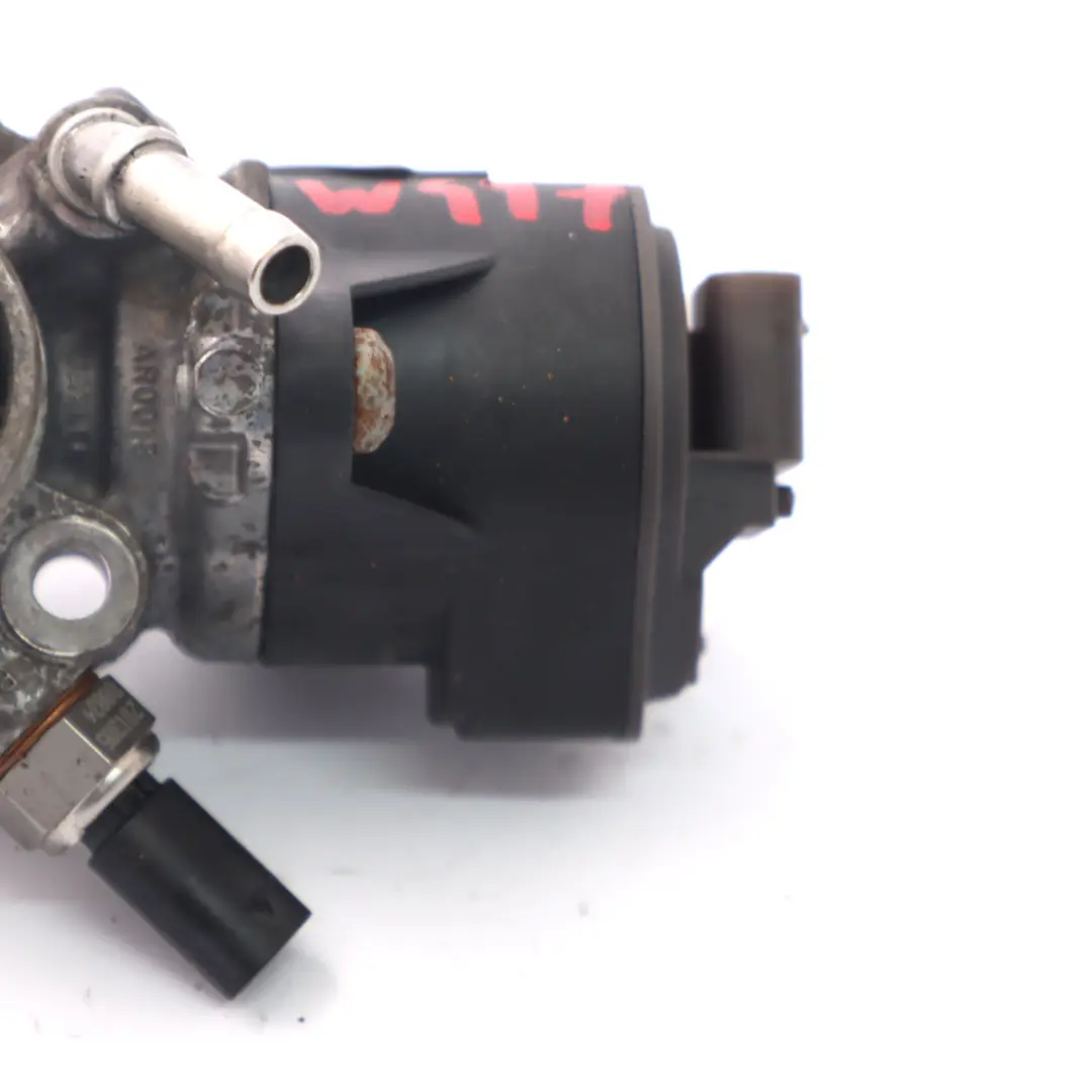 OM654.920 Valvola EGR Raffreddamento Scarico per Mercedes W205 W447 con numero di parte A6541405700 Mercedes W205 W447 OM654.920 Valvola EGR Raffreddamento Scarico - SKU A6541405700 - Numero di parte A6541405700