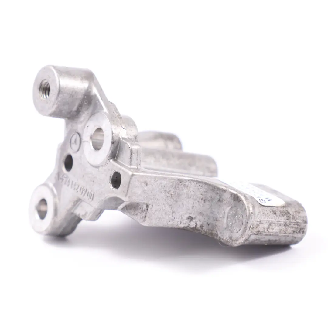 Mercedes-Benz W177 Auspuffkühlerhalterung für mit Teilenummer A6541420900 Mercedes-Benz W177 Auspuffkühlerhalterung - SKU A6541420900 - Teilenummer A6541420900