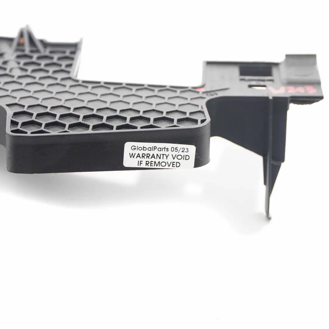 OM654 Motore Cablaggio Cavo Copertura Staffa Canale A6541592225 per Mercedes W213 con numero di parte A6541592501 Mercedes W213 OM654 Motore Cablaggio Cavo Copertura Staffa Canale A6541592225 - SKU A6541592501 - Numero di parte A6541592501