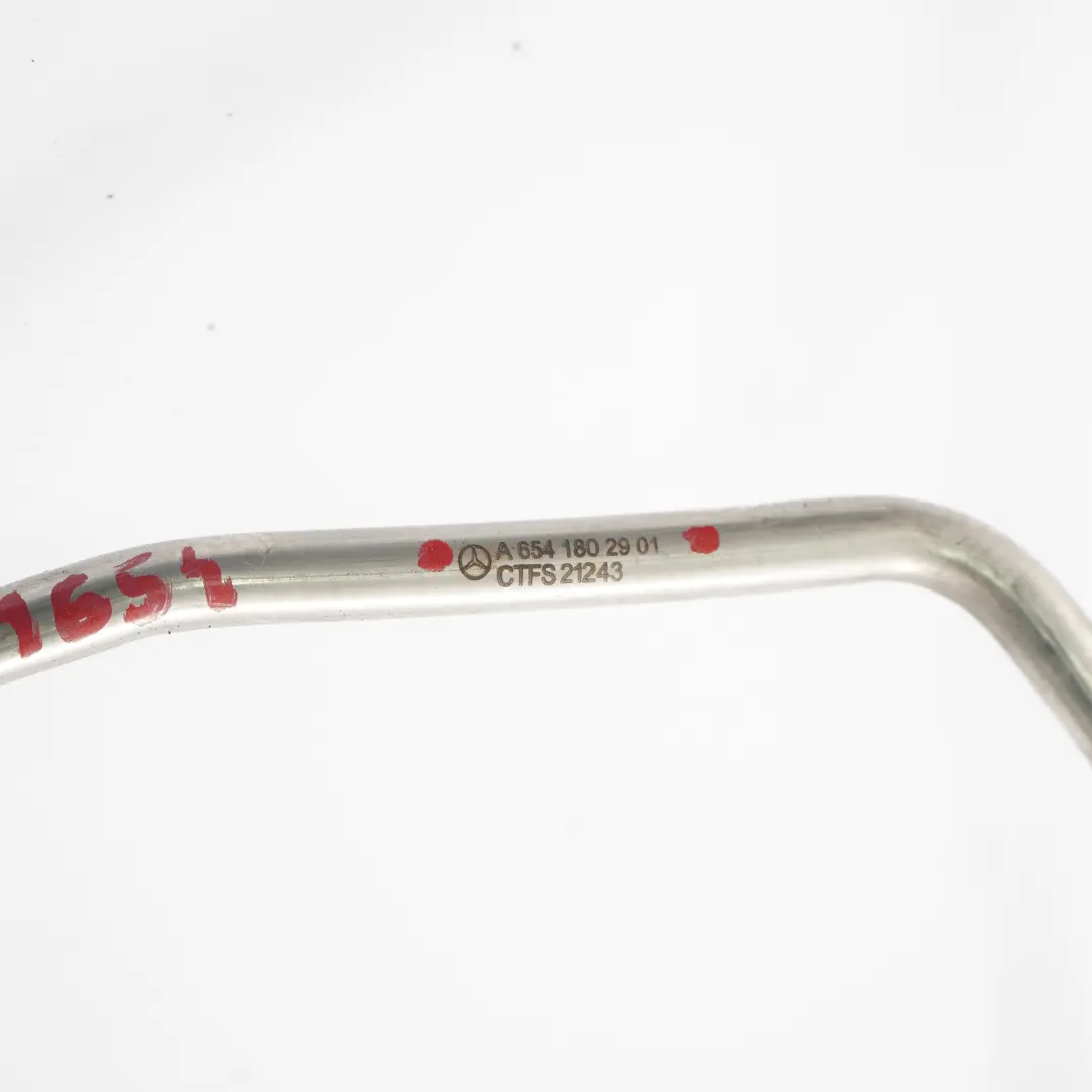 OM654 Turbo Ölzufuhrleitung Turbolader Schmierung für Mercedes W213 mit Teilenummer A6541802901 Mercedes W213 OM654 Turbo Ölzufuhrleitung Turbolader Schmierung - SKU A6541802901 - Teilenummer A6541802901