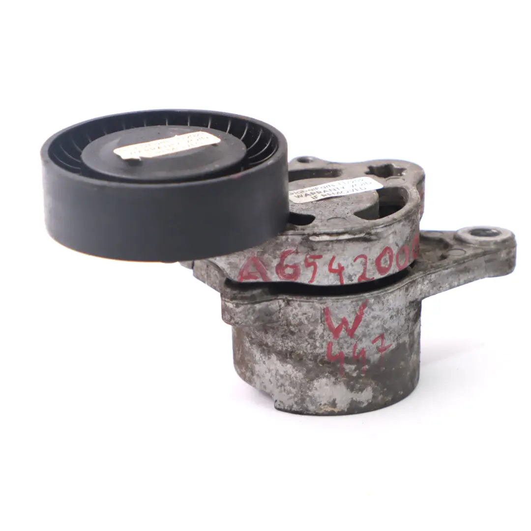 OM654 Diesel Poulie de tension de la courroie pour Mercedes W213 W447 à propos du numéro de pièce A6542000070 Mercedes W213 W447 OM654 Diesel Poulie de tension de la courroie - SKU A6542000070 - Numéro de pièce A6542000070