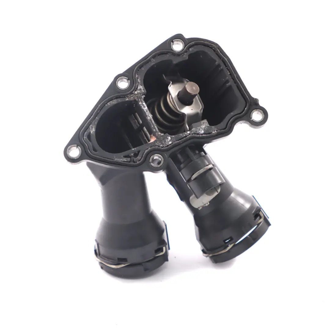 OM654 Diesel Boîtier thermostat refroidissement pour Mercedes W213 W447 à propos du numéro de pièce A6542000115 Mercedes W213 W447 OM654 Diesel Boîtier thermostat refroidissement - SKU A6542000115 - Numéro de pièce A6542000115