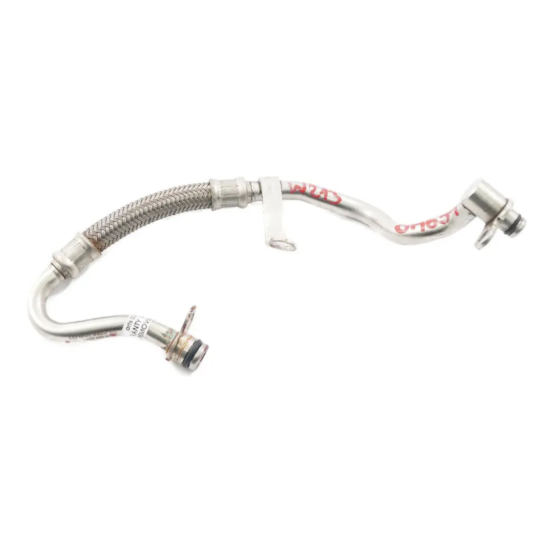 M654 Kühlmittelschlauch Turbolader Kühlung Rohrleitung für Mercedes W213 mit Teilenummer A6542035701 Mercedes W213 M654 Kühlmittelschlauch Turbolader Kühlung Rohrleitung - SKU A6542035701 - Teilenummer A6542035701