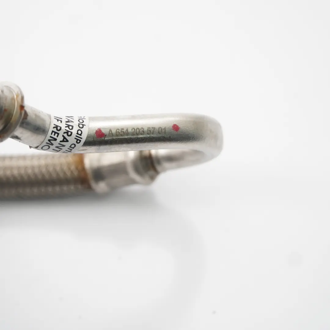 M654 Kühlmittelschlauch Turbolader Kühlung Rohrleitung für Mercedes W213 mit Teilenummer A6542035701 Mercedes W213 M654 Kühlmittelschlauch Turbolader Kühlung Rohrleitung - SKU A6542035701 - Teilenummer A6542035701