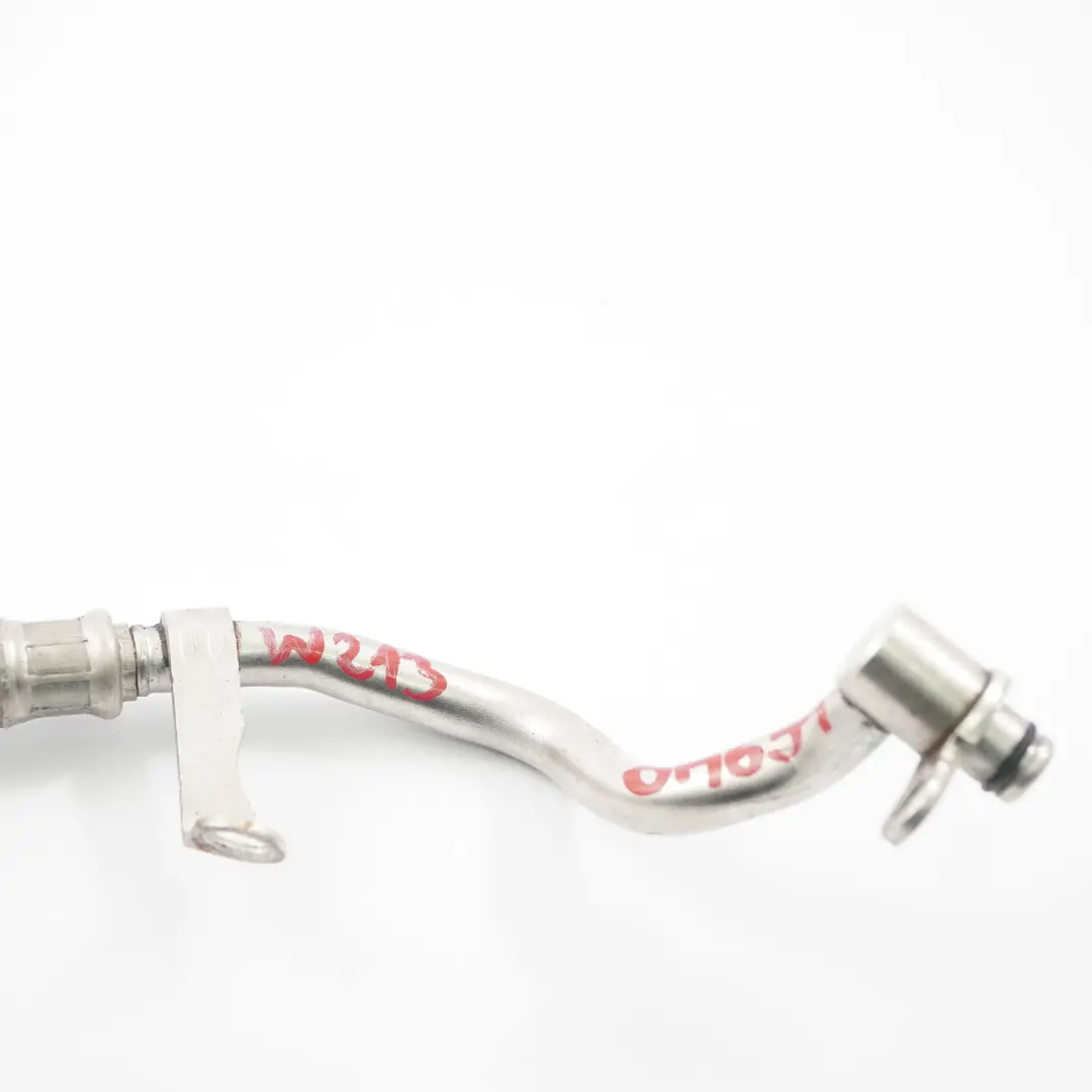 OM654 Manguera de refrigerante Turbocompresor Línea para Mercedes W213 con número de pieza A6542035701 Mercedes W213 OM654 Manguera de refrigerante Turbocompresor Línea - SKU A6542035701 - Número de pieza A6542035701
