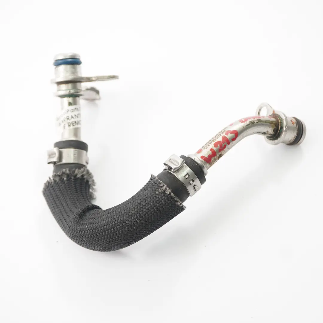 OM654 Tuyau de refroidissement Ligne turbocompresseur pour Mercedes W213 à propos du numéro de pièce A6542039701 Mercedes W213 OM654 Tuyau de refroidissement Ligne turbocompresseur - SKU A6542039701 - Numéro de pièce A6542039701
